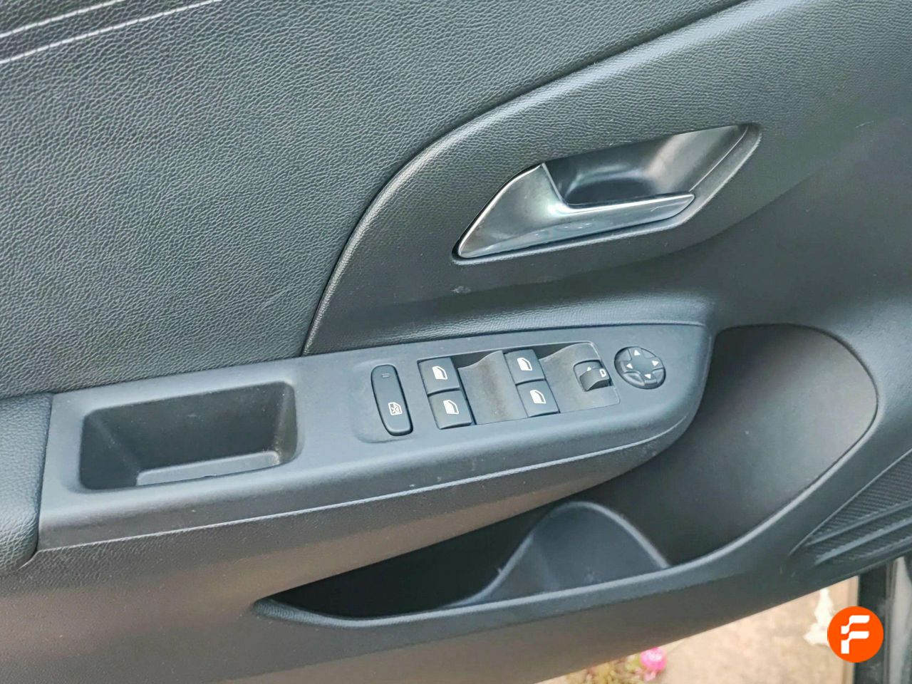 Foto Opel Corsa 16