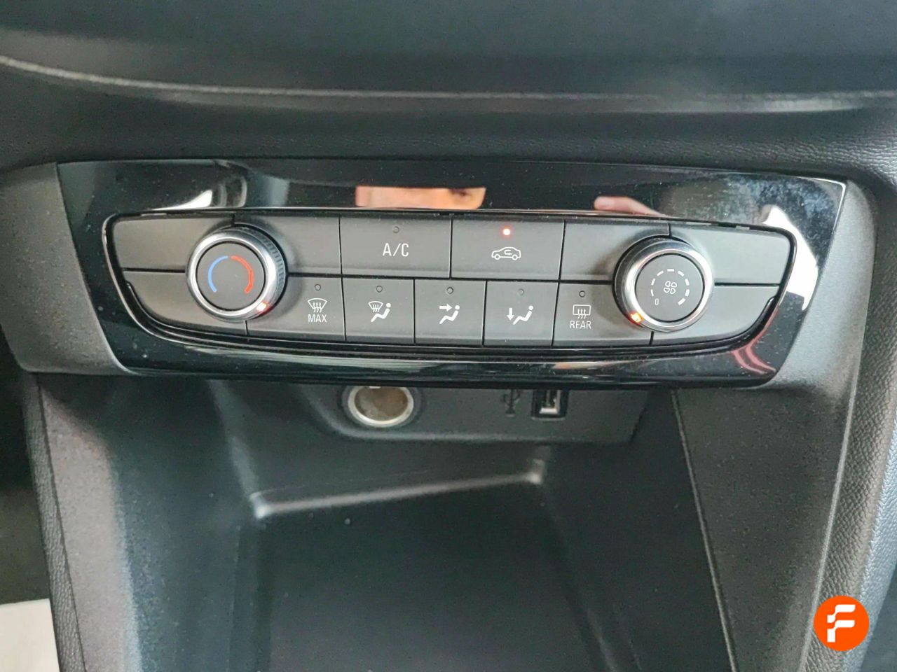 Foto Opel Corsa 26