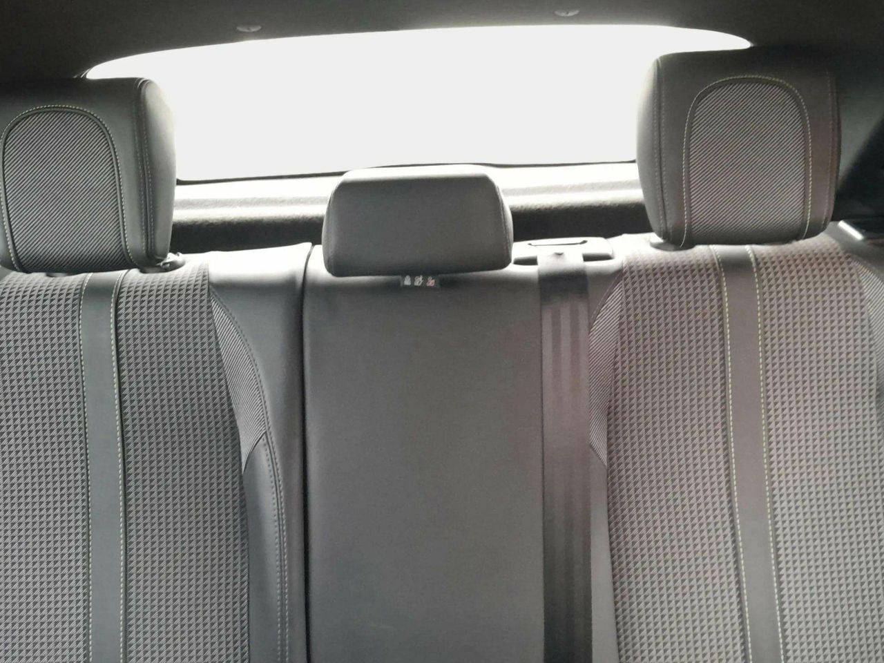 Foto Peugeot 208 27