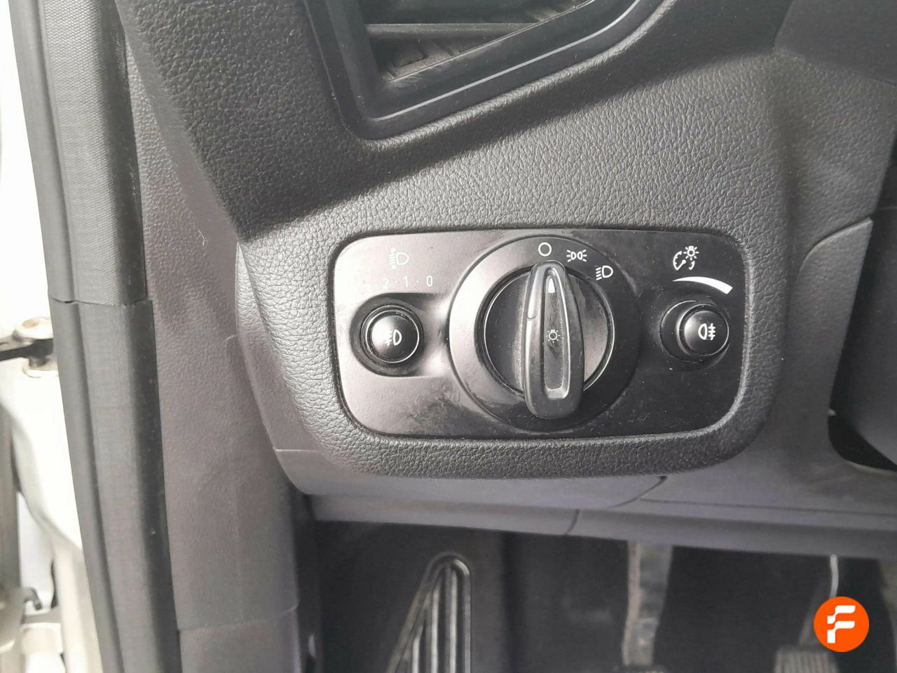 Foto Ford C-Max 21