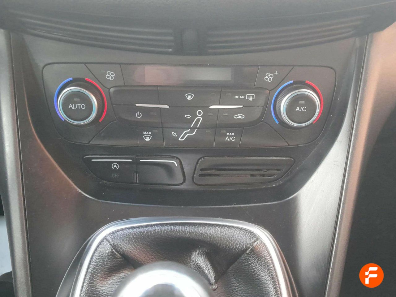Foto Ford C-Max 24
