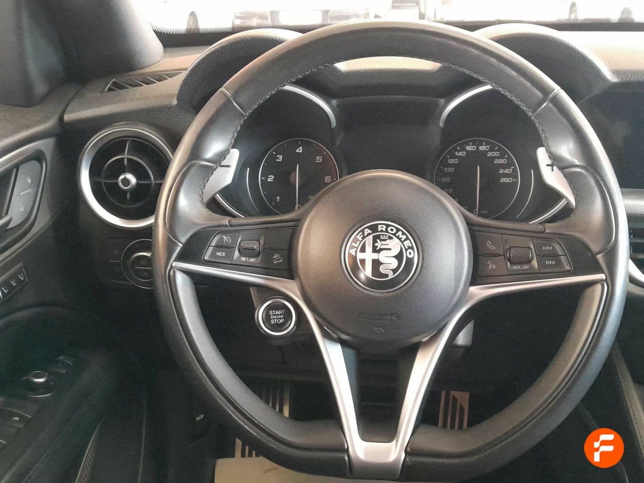 Foto Alfa Romeo Stelvio 11
