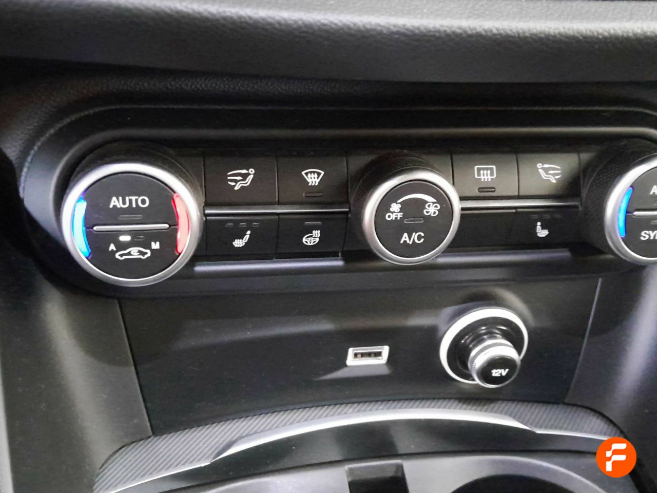 Foto Alfa Romeo Stelvio 20