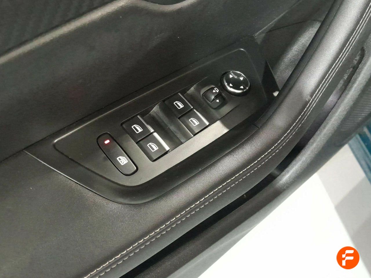 Foto Peugeot 508 12