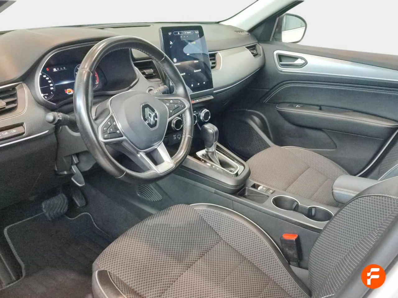 Foto Renault Arkana 9