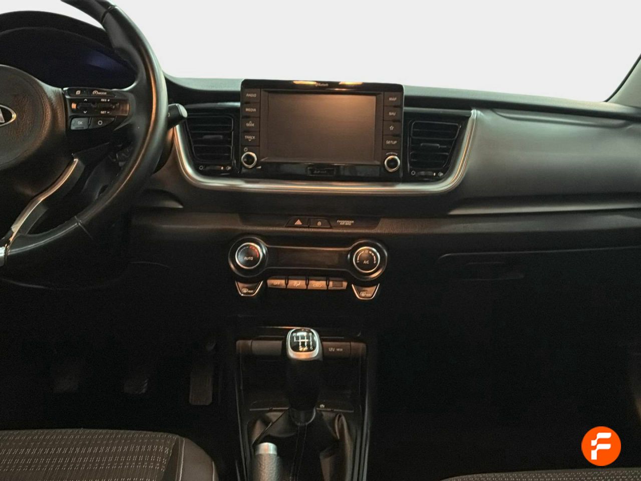 Foto Kia Stonic 12