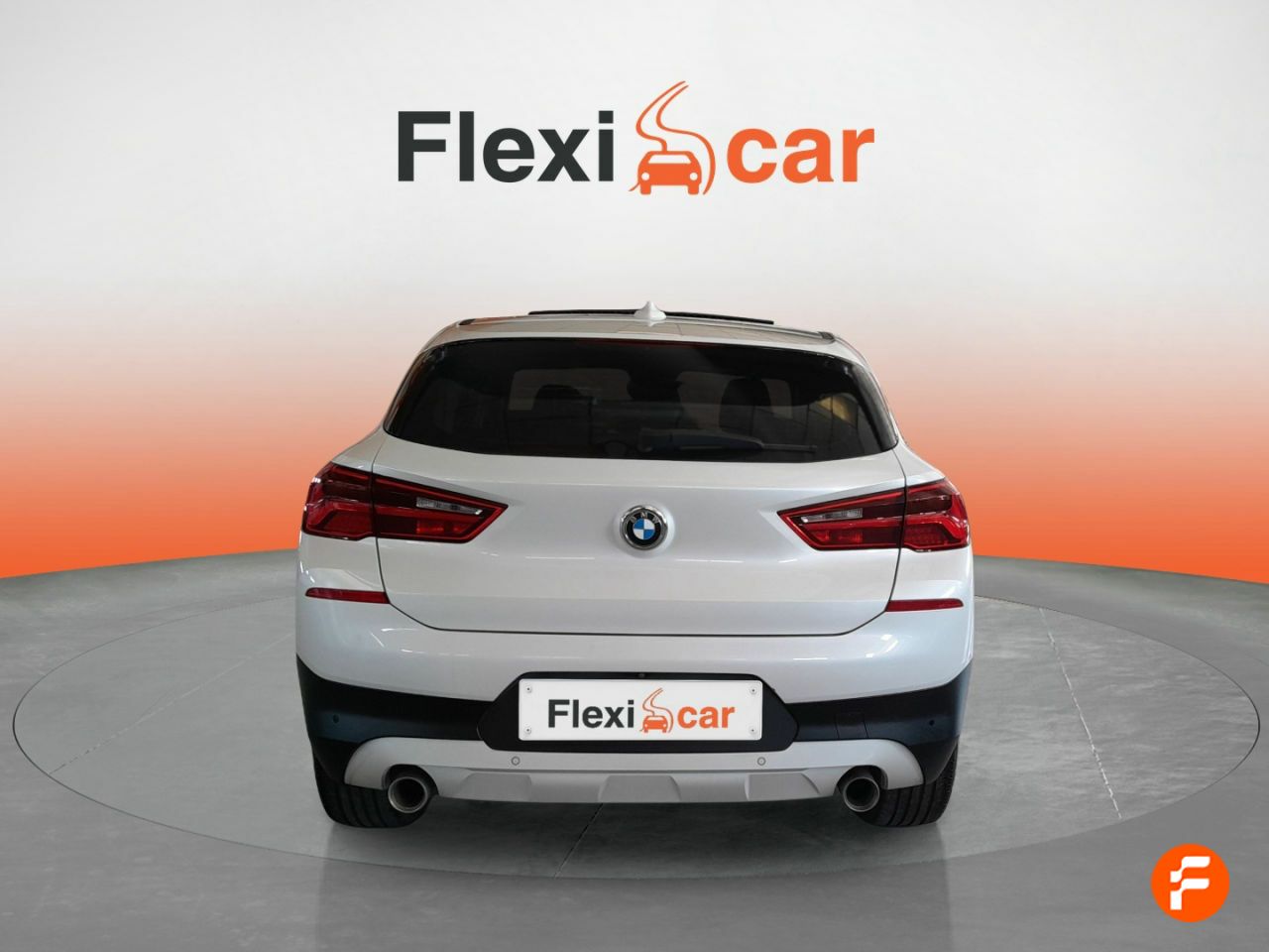 Foto BMW X2 4