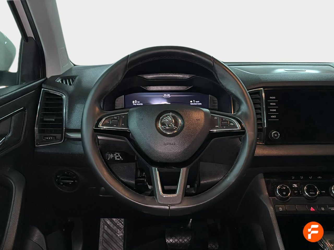Foto Skoda Karoq 12