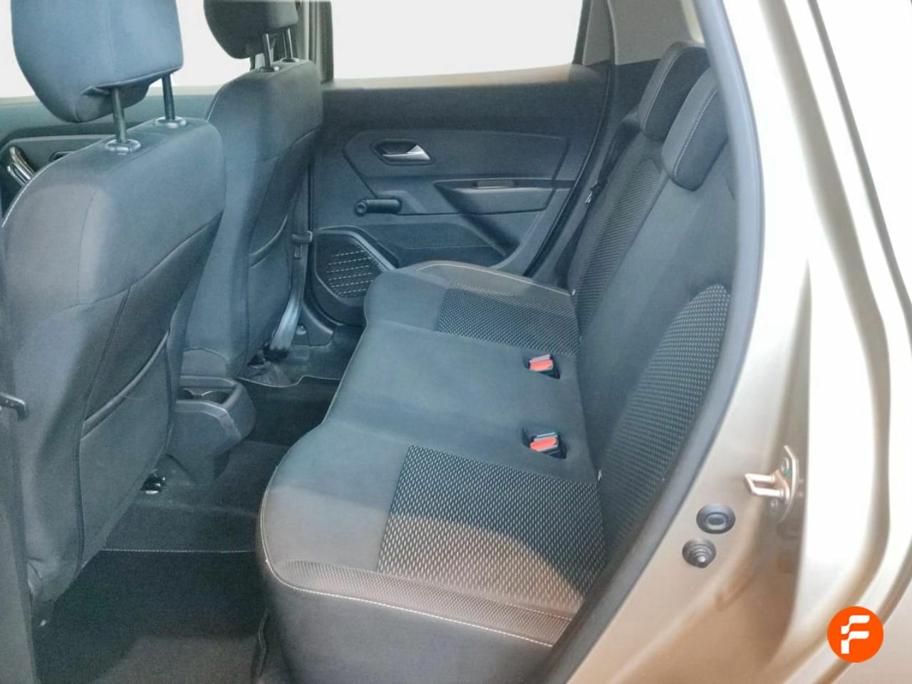 Foto Dacia Duster 16