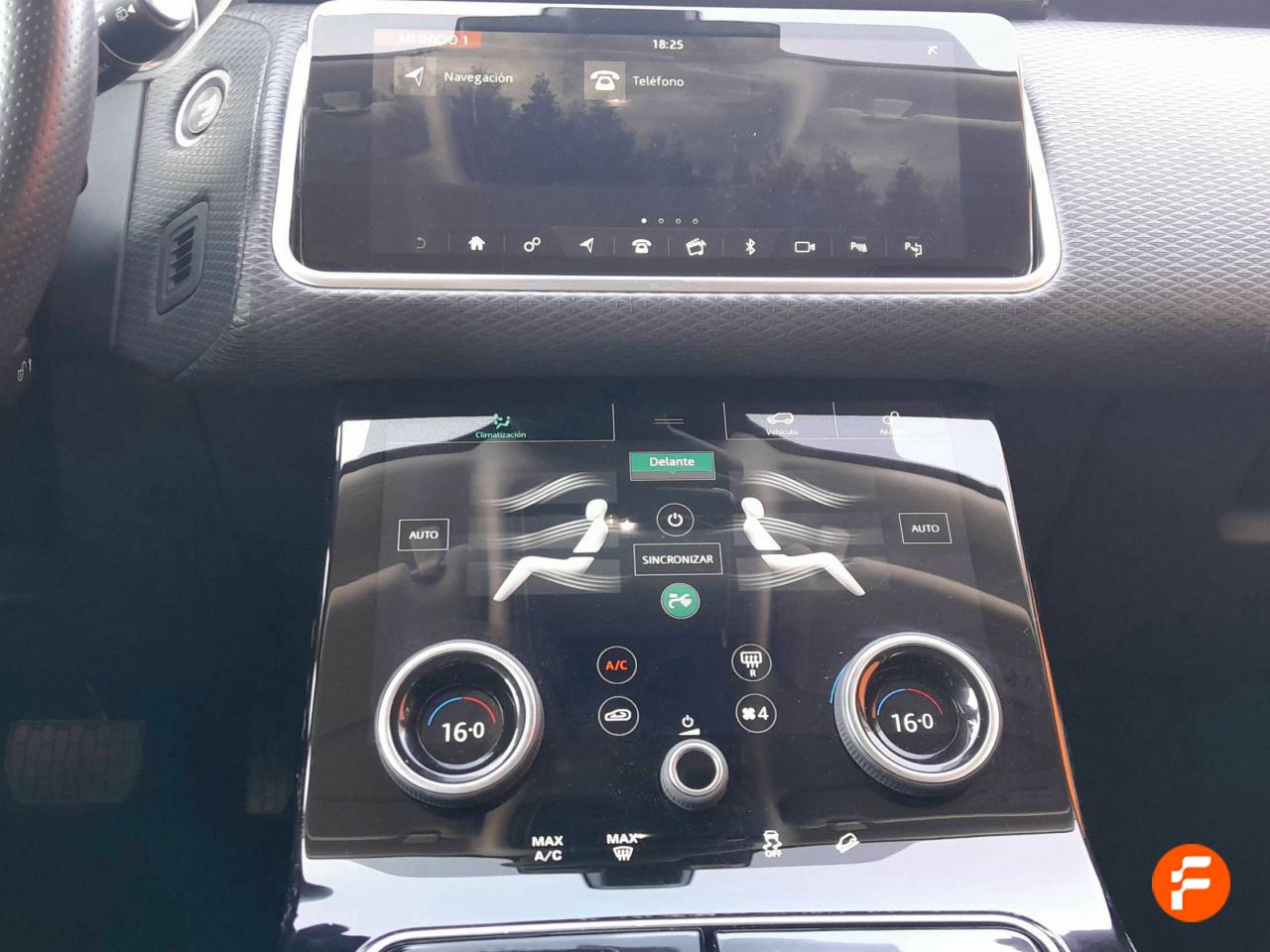 Foto Land-Rover Range Rover Velar 15