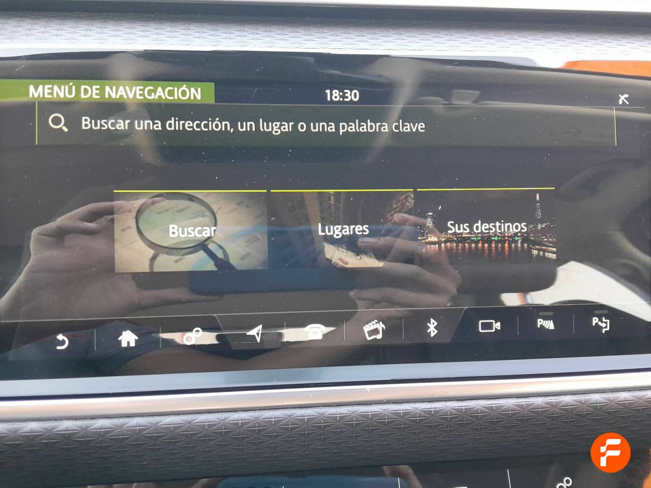 Foto Land-Rover Range Rover Velar 17