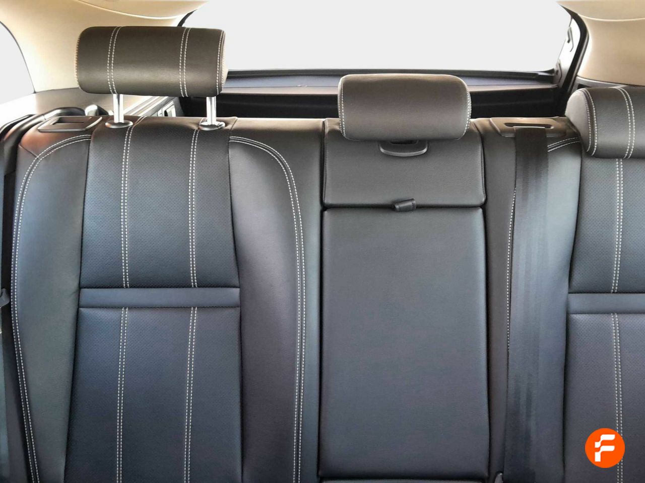 Foto Land-Rover Range Rover Velar 26