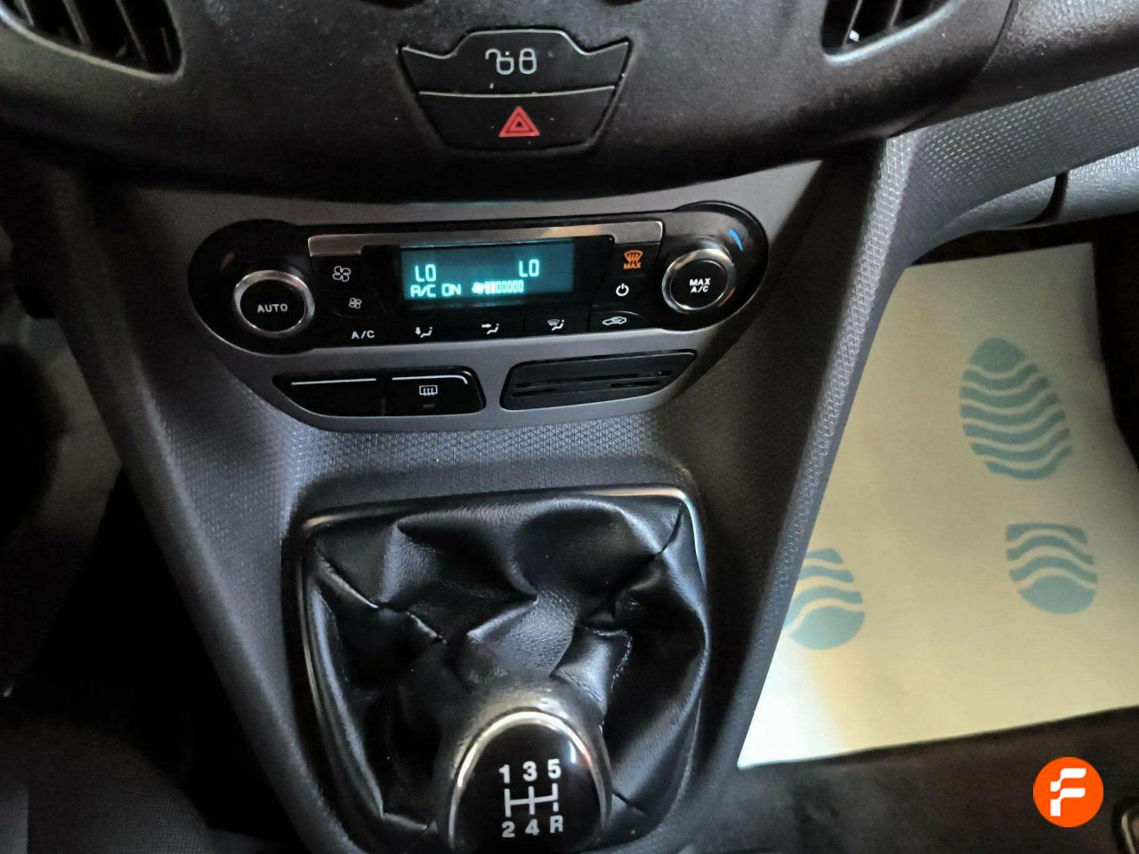 Foto Ford Transit Connect 22