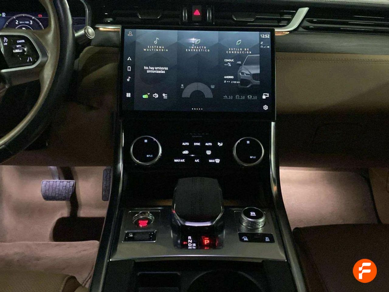 Foto Jaguar XF 13