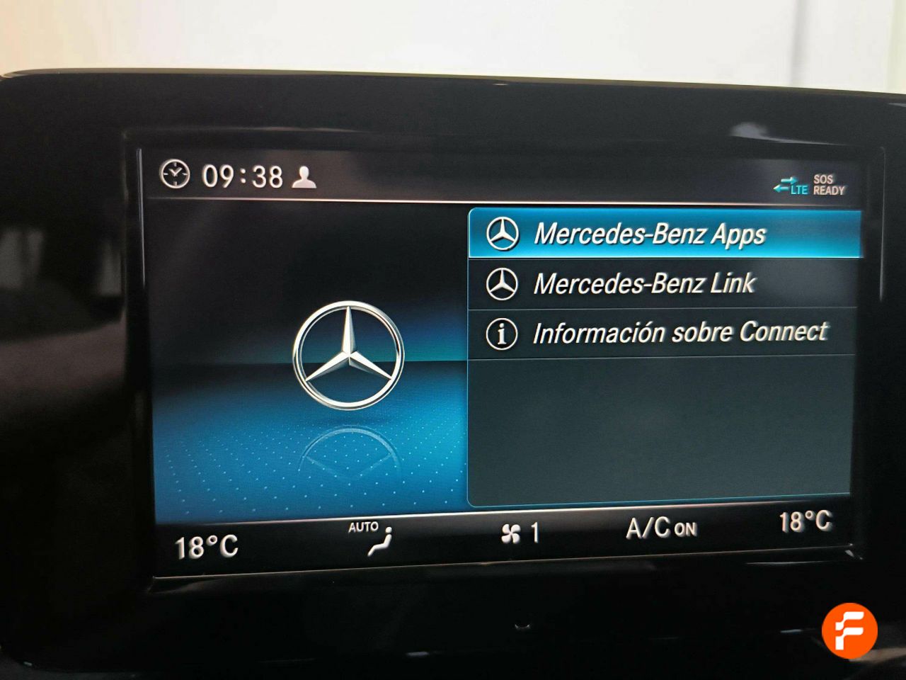 Foto Mercedes-Benz Clase C 25