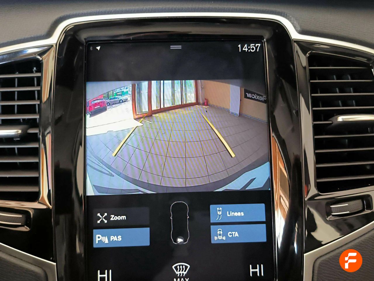 Foto Volvo XC90 17