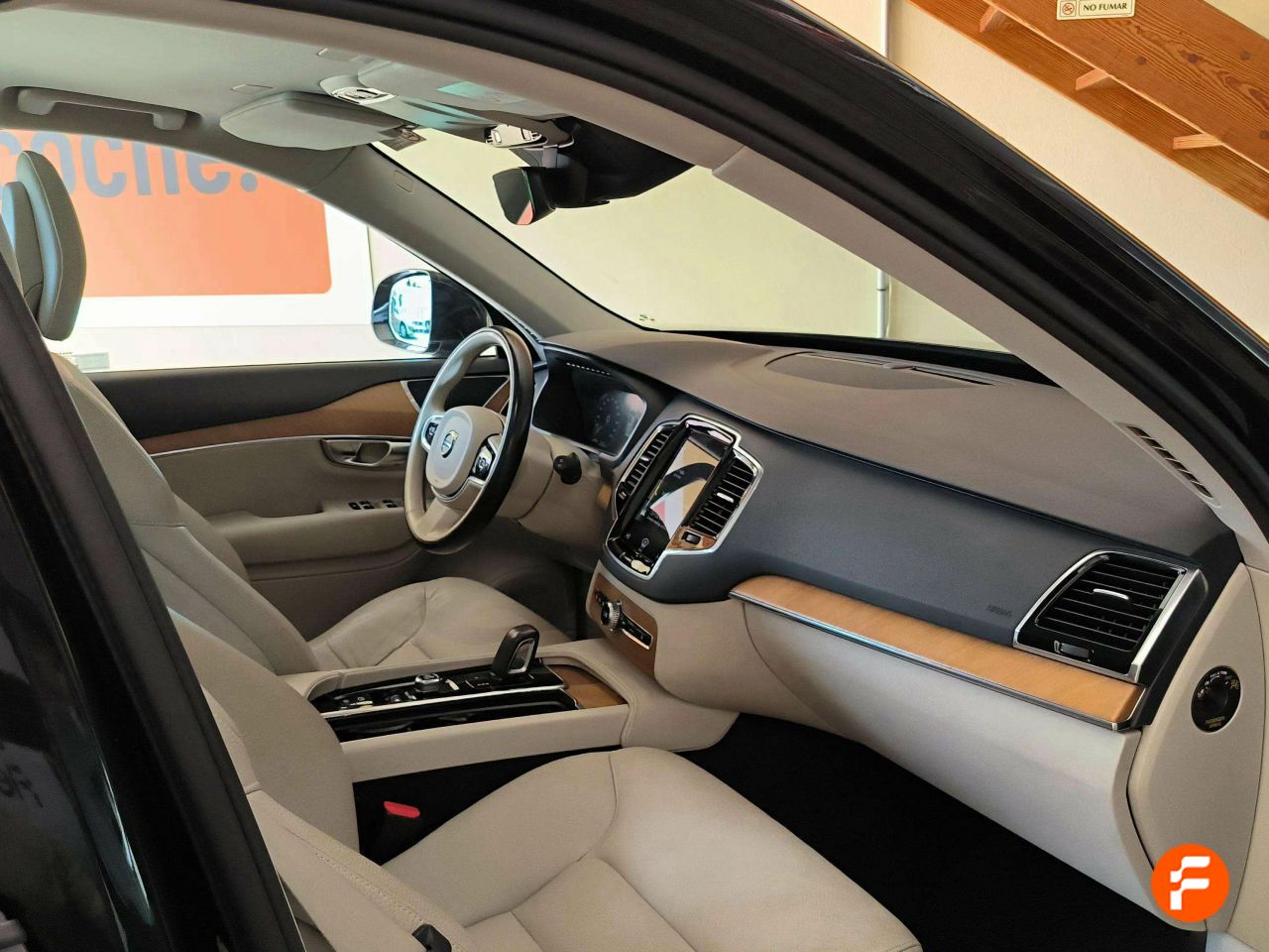 Foto Volvo XC90 26