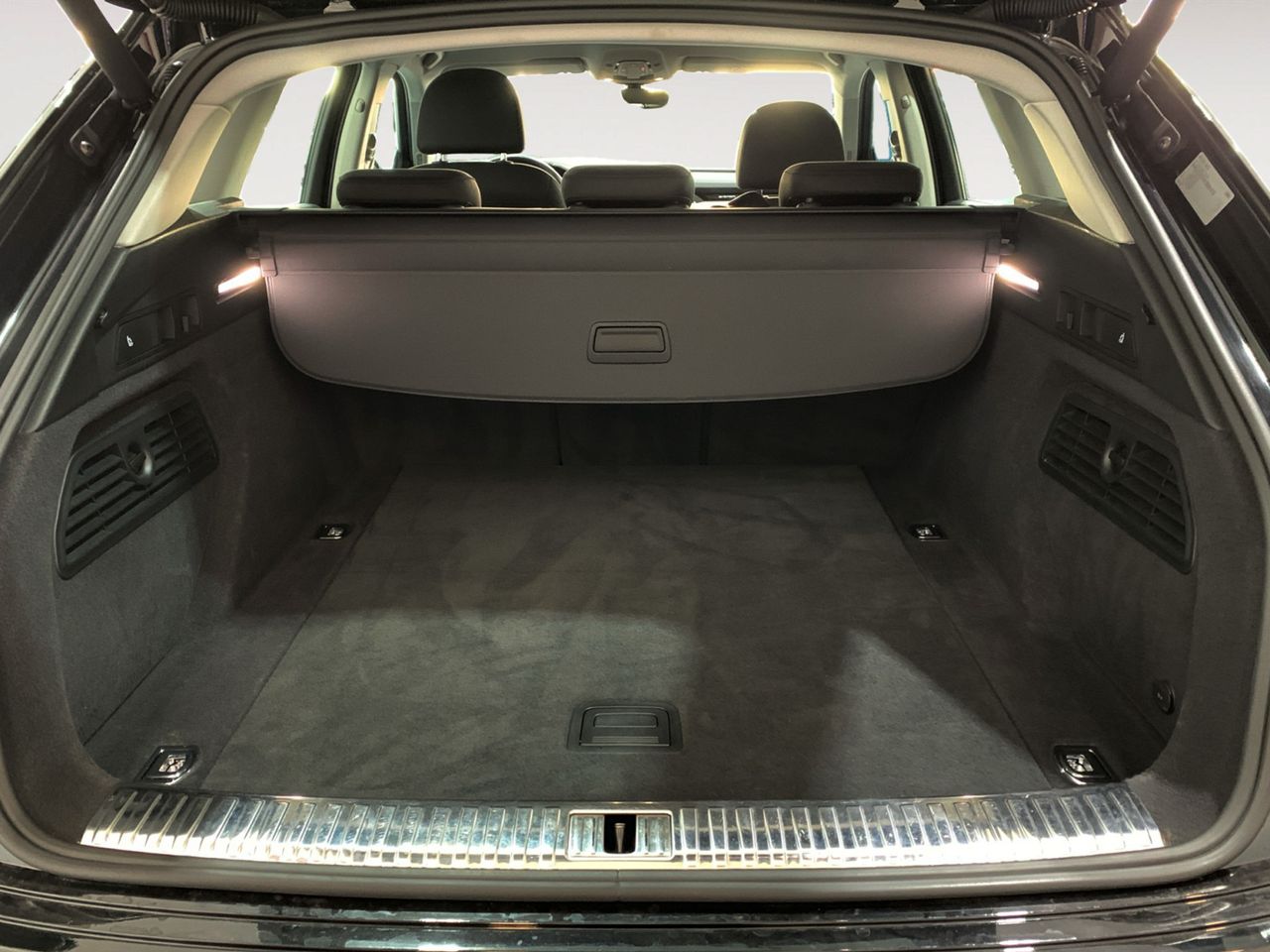 Foto Audi E-tron 11