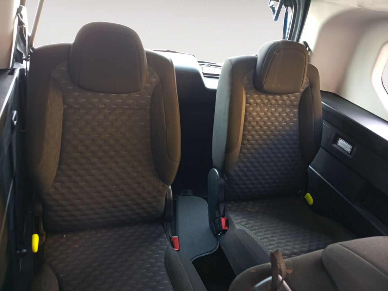 Foto Peugeot Rifter 10