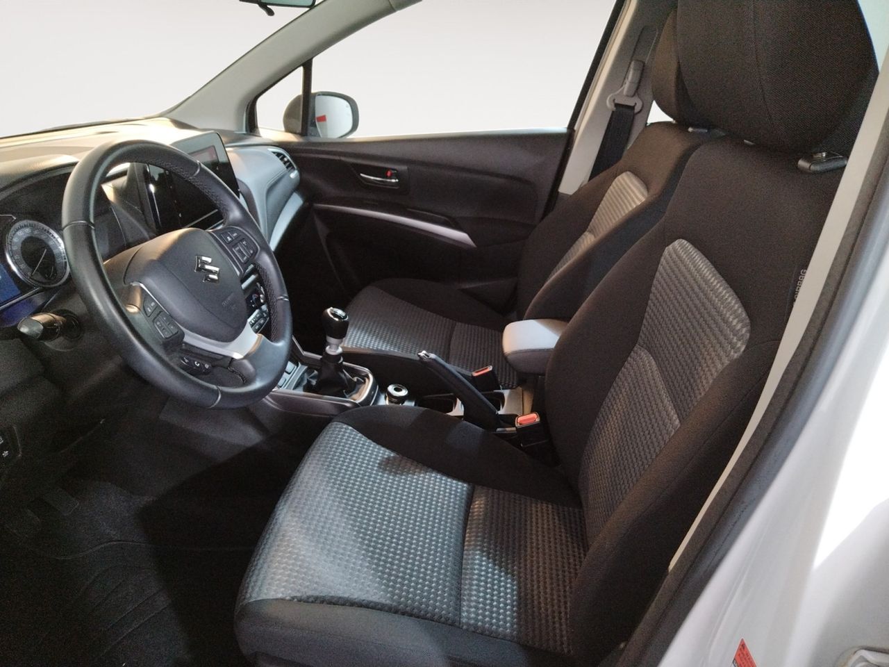 Foto Suzuki S-Cross 10