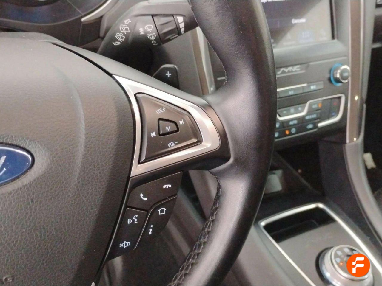 Foto Ford Mondeo 16