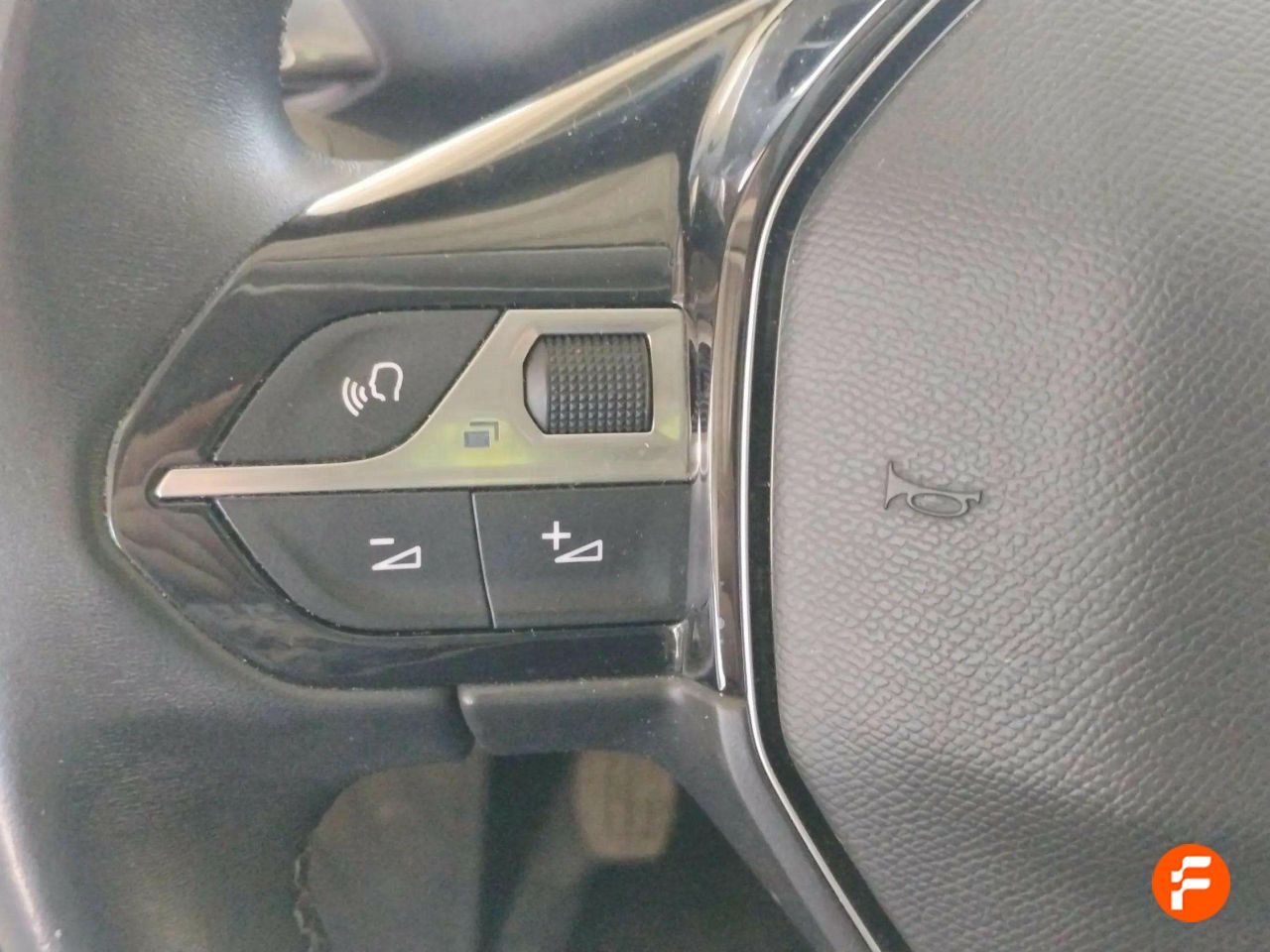 Foto Peugeot 5008 14