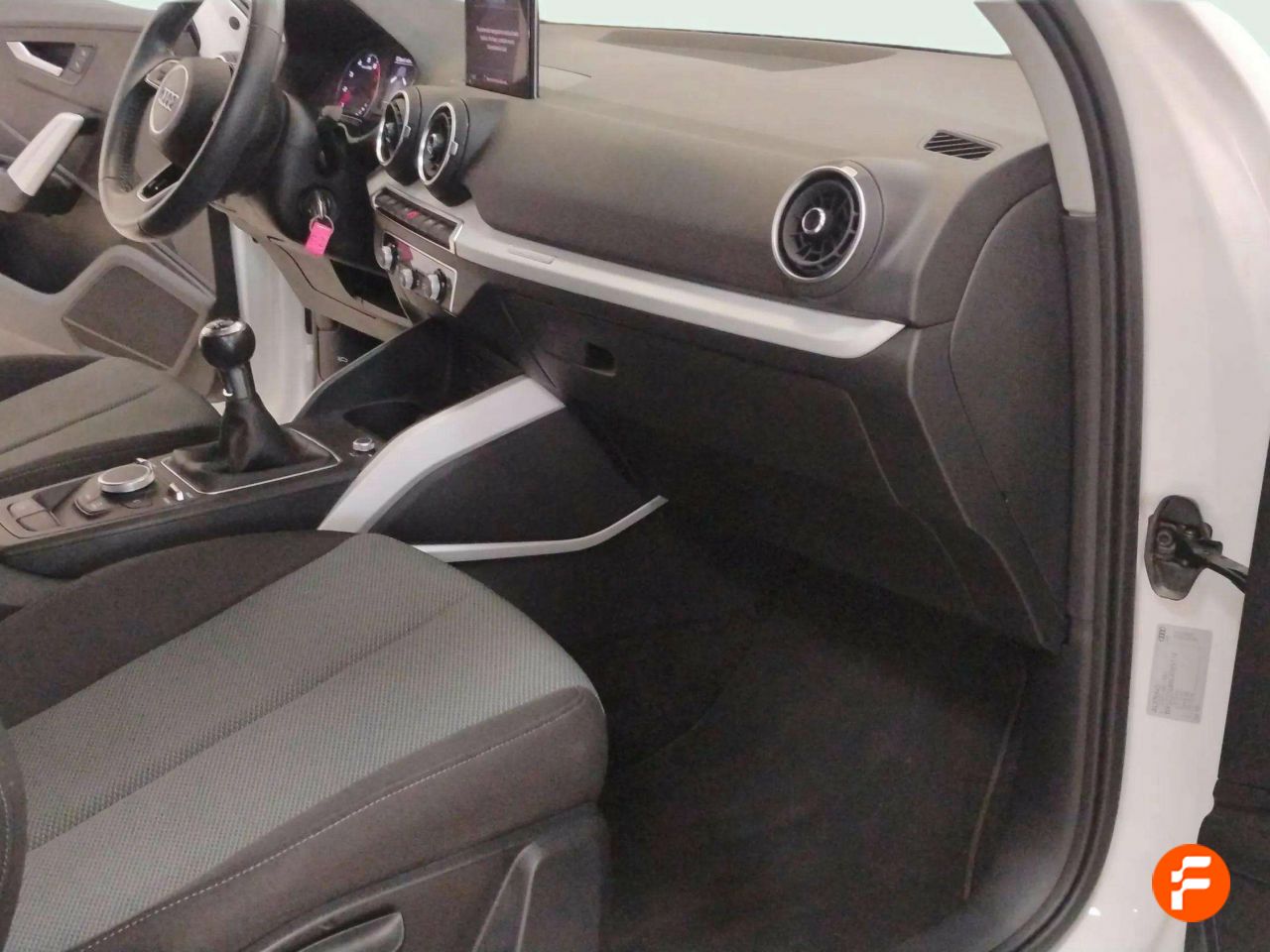 Foto Audi Q2 14