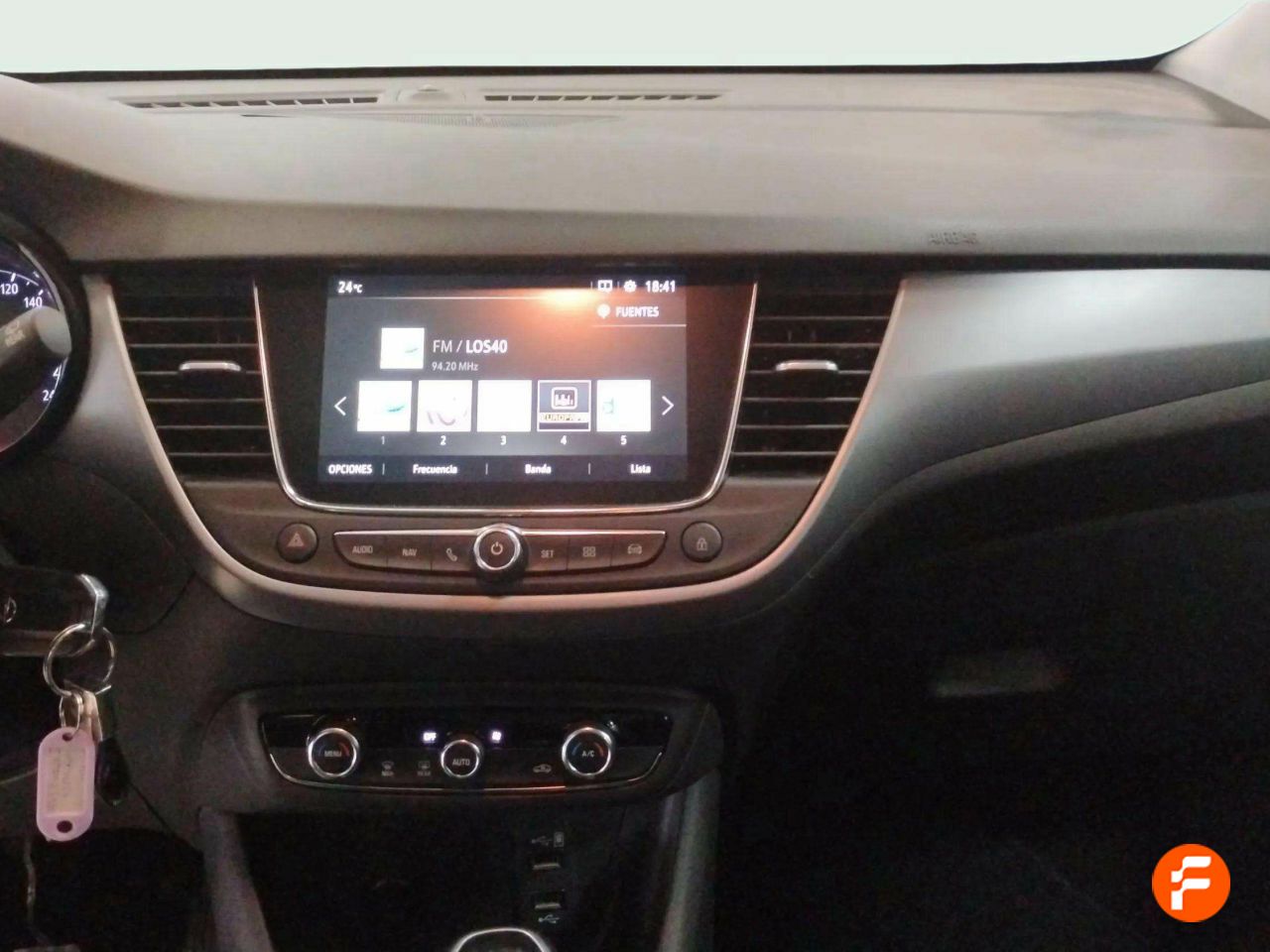 Foto Opel CrossLand 12