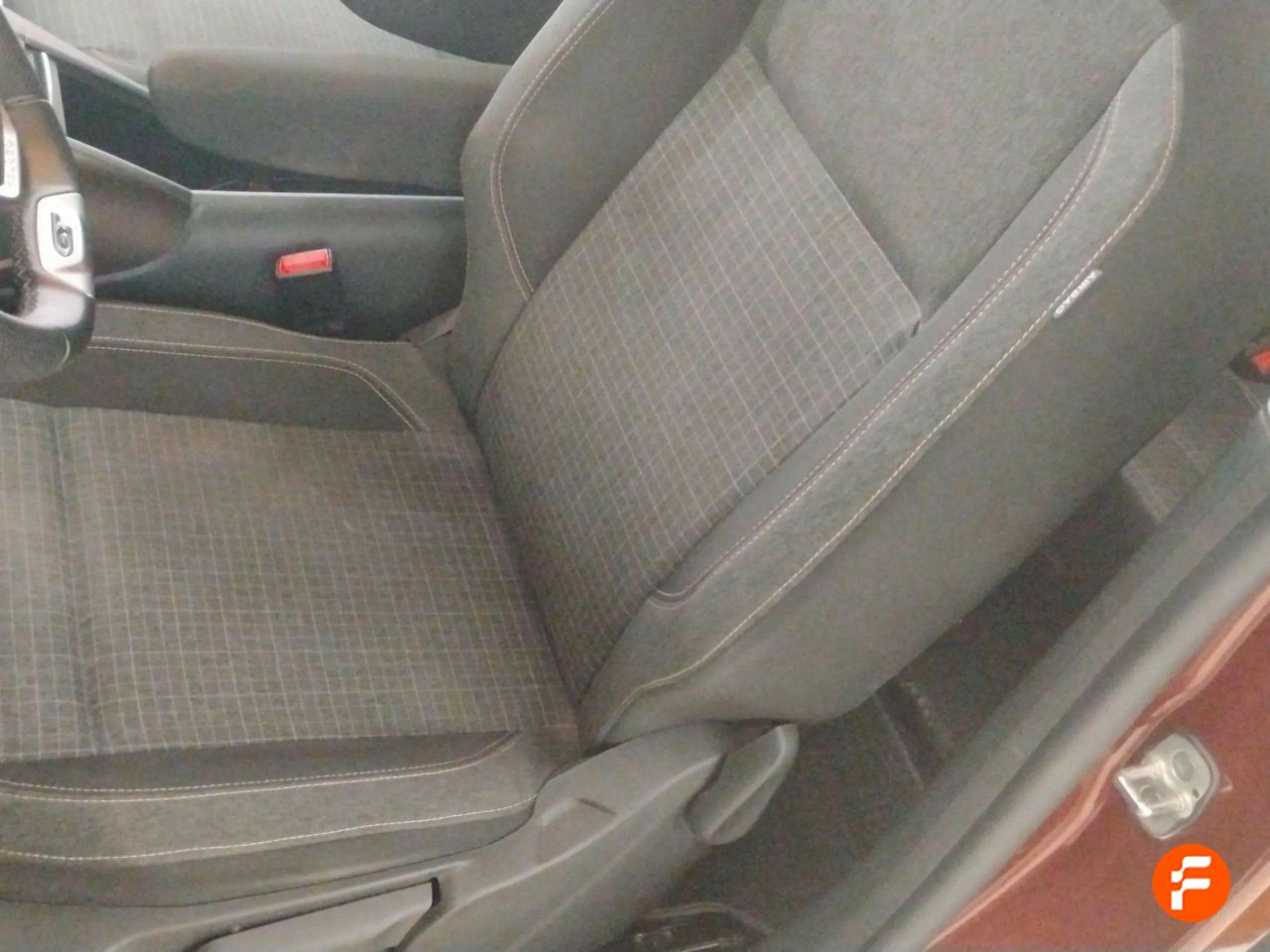 Foto Peugeot Rifter 14