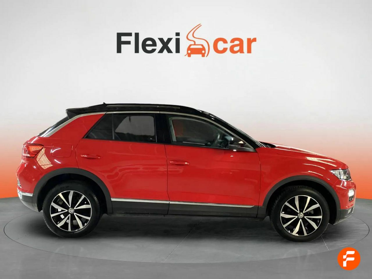 Foto Volkswagen T-Roc 4