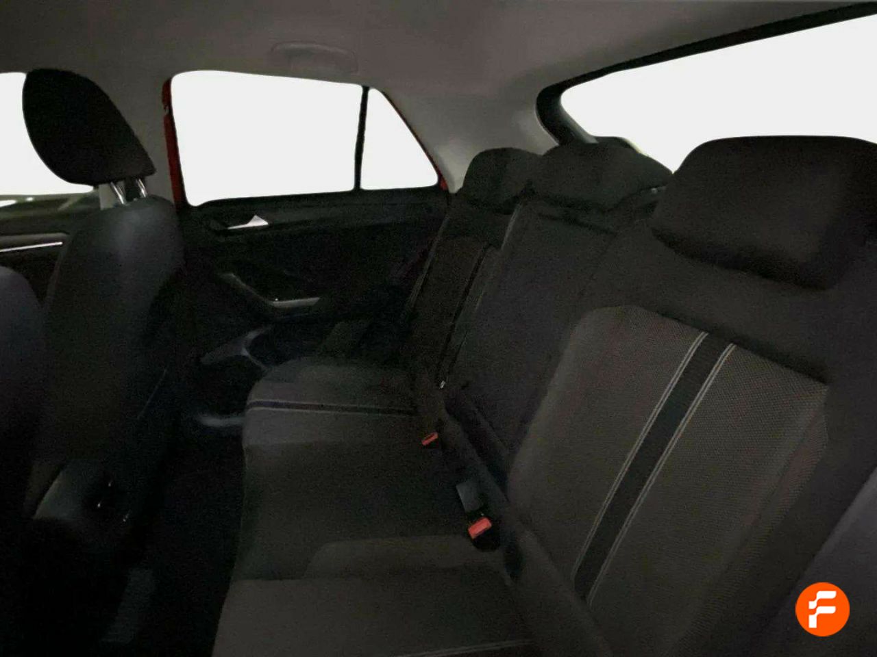 Foto Volkswagen T-Roc 11