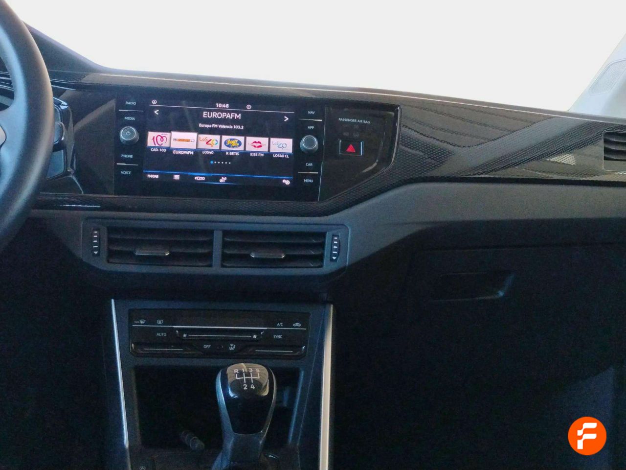 Foto Volkswagen Taigo 14