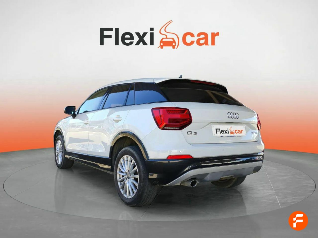 Foto Audi Q2 8