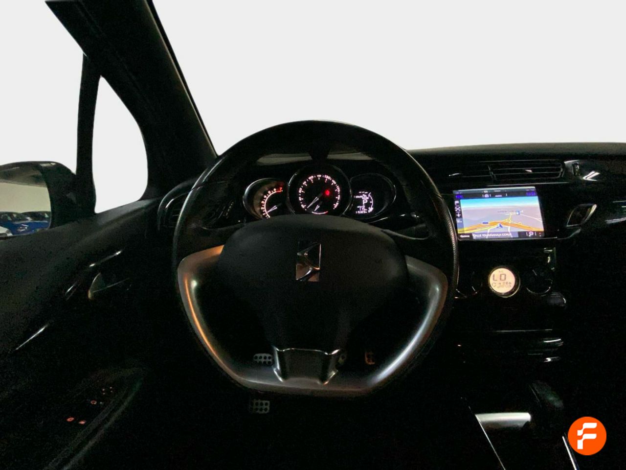 Foto DS Automobiles DS 3 14