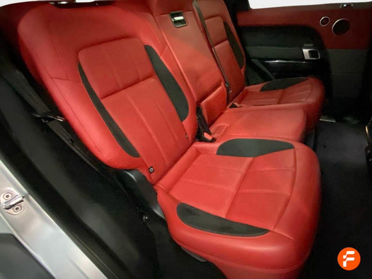 Foto Land-Rover Range Rover Sport 18