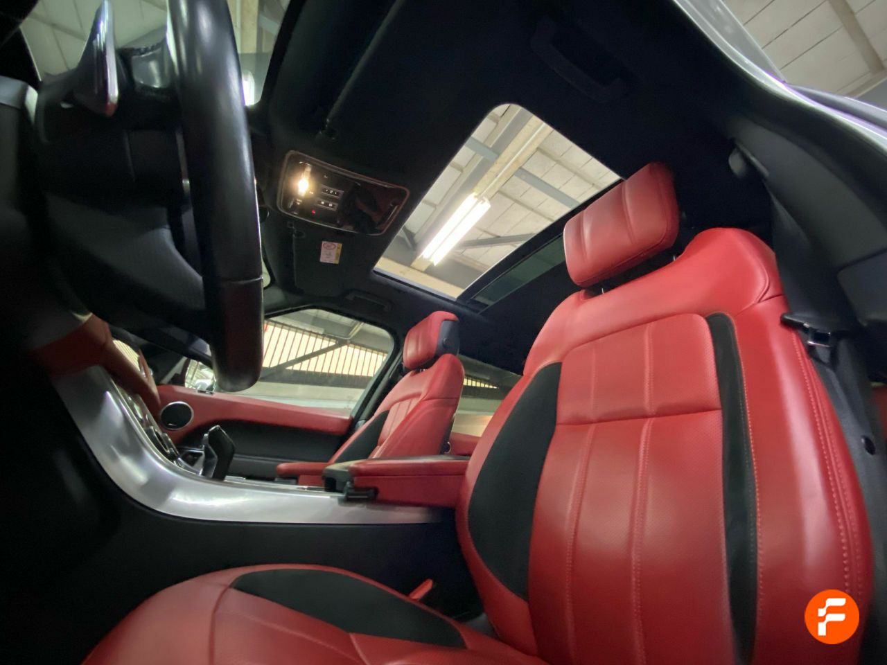 Foto Land-Rover Range Rover Sport 23
