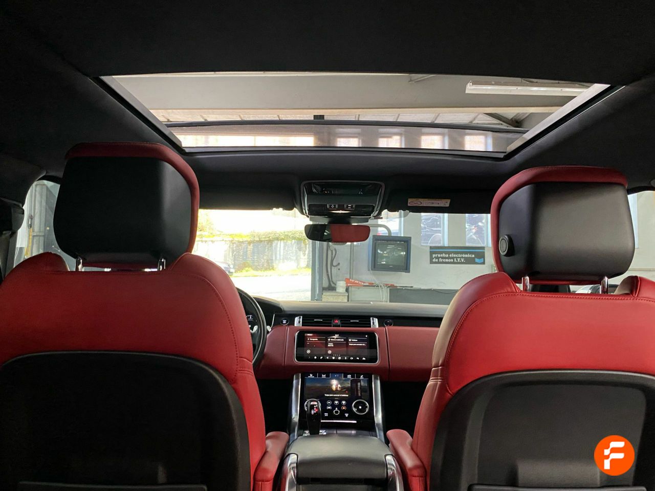 Foto Land-Rover Range Rover Sport 26