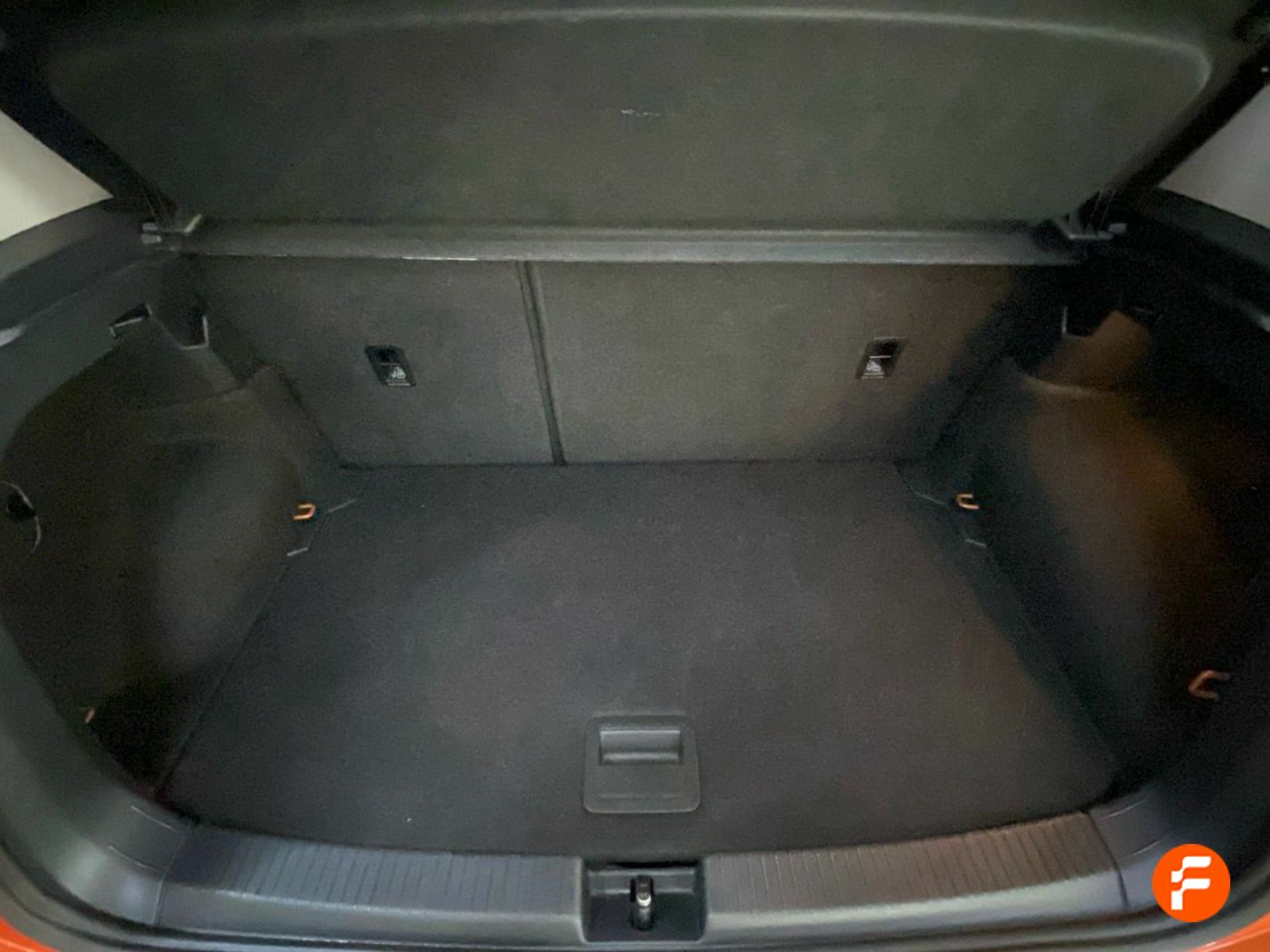 Foto Volkswagen T-Cross 18