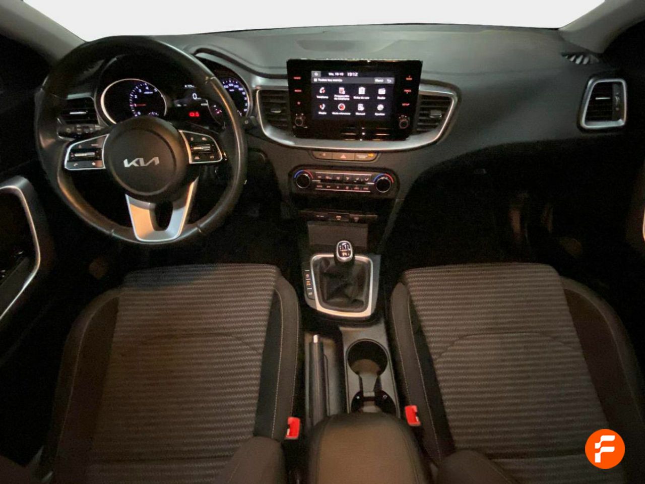 Foto Kia XCeed 13