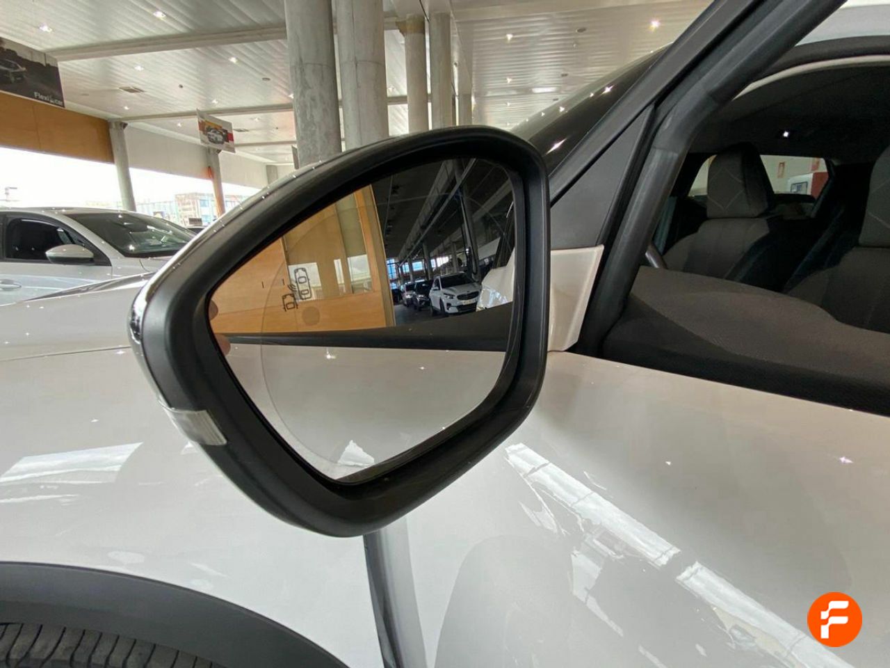 Foto DS Automobiles DS 3 23