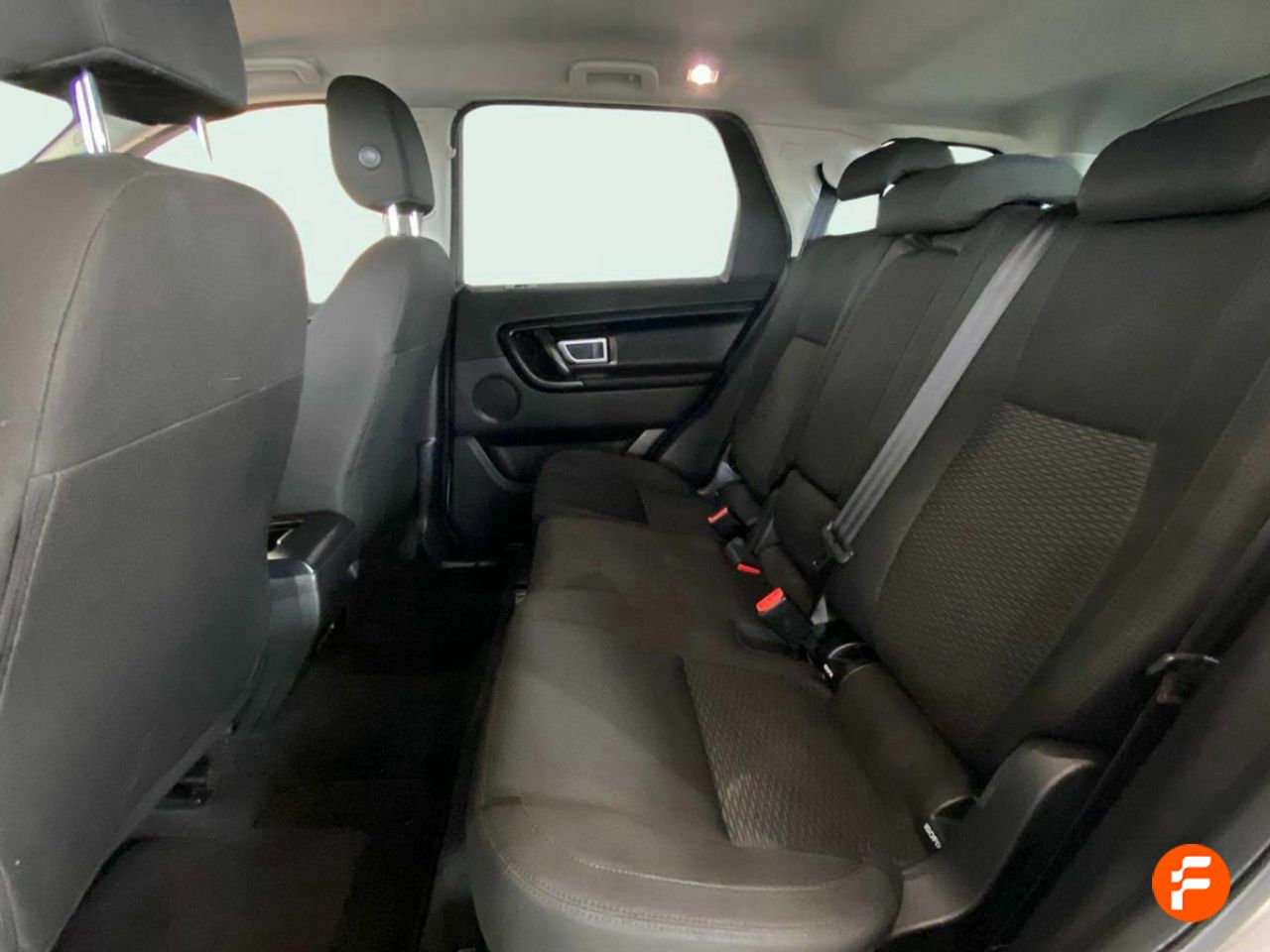 Foto Land-Rover Discovery Sport 21
