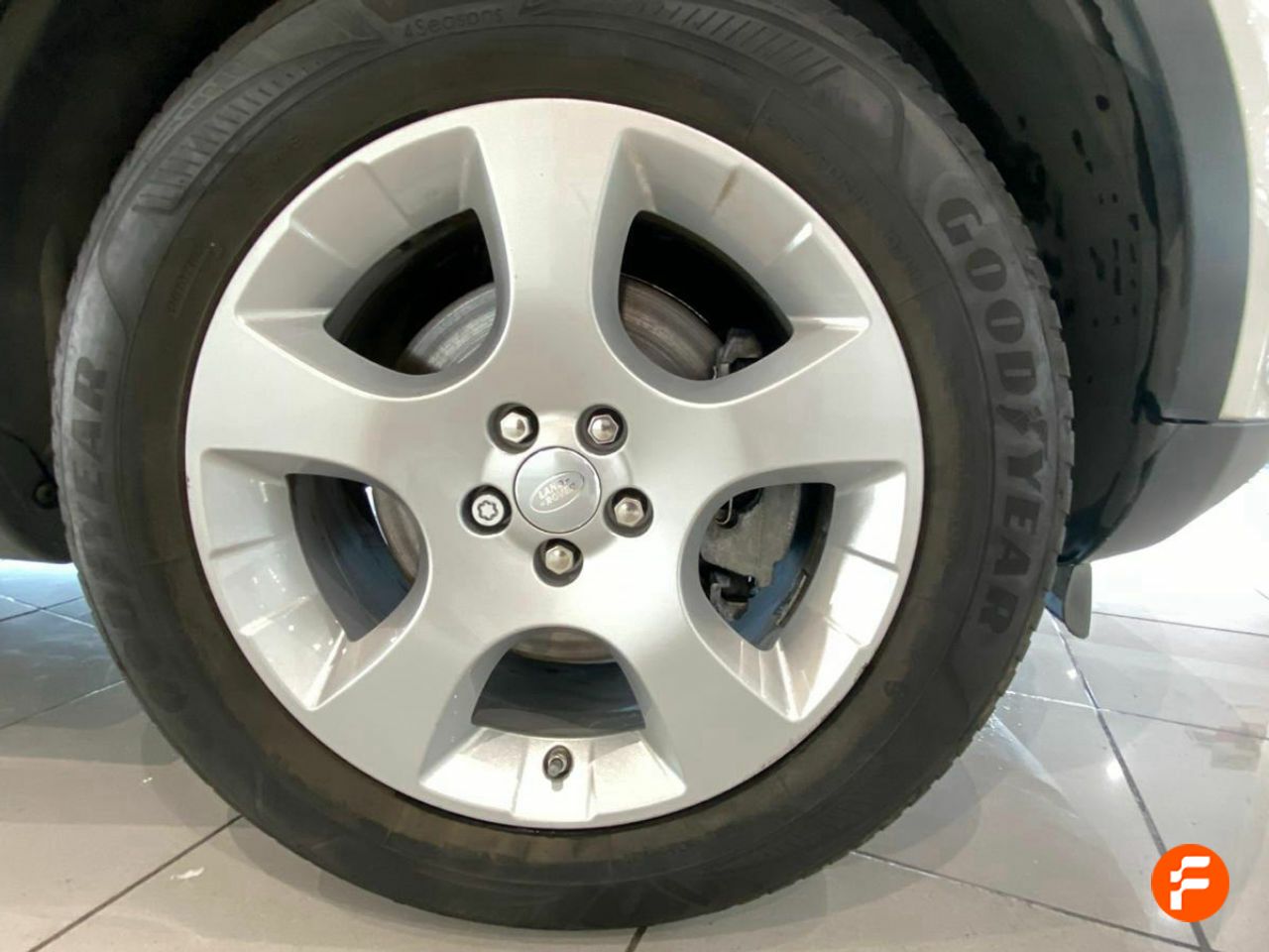 Foto Land-Rover Discovery Sport 25