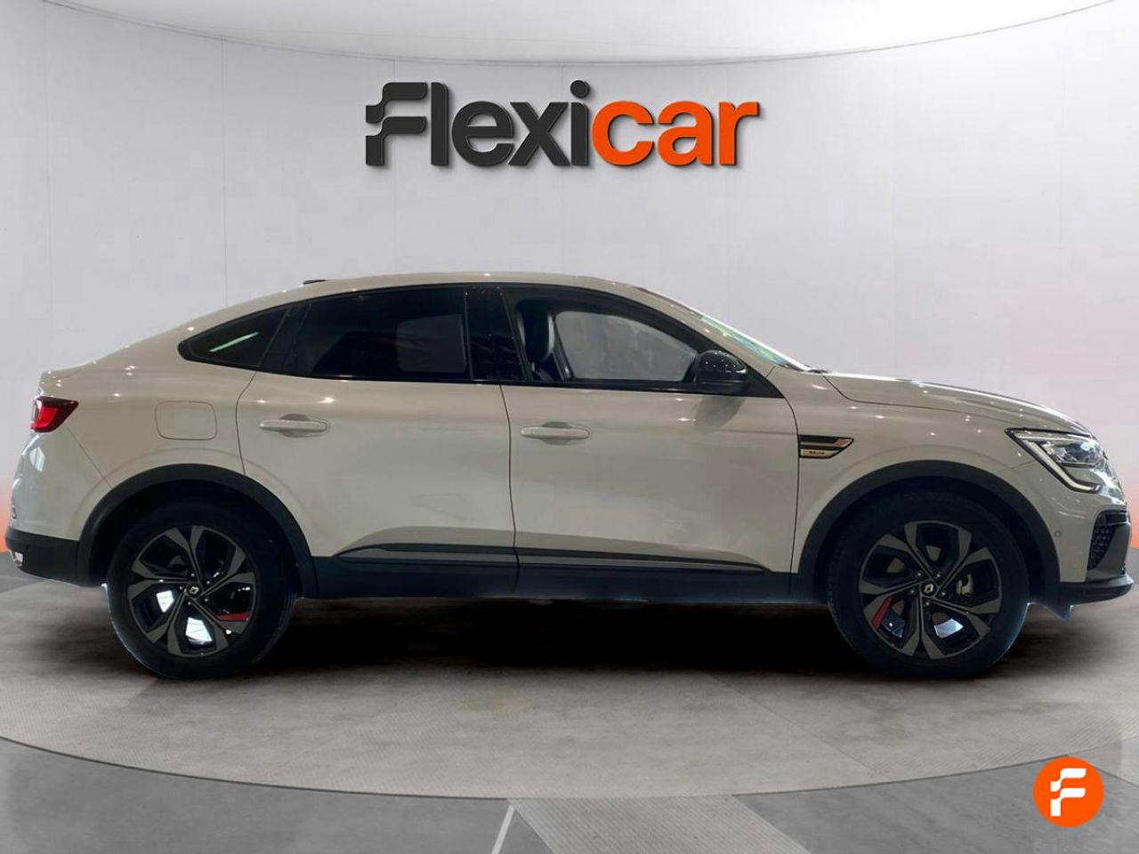 Foto Renault Arkana 5