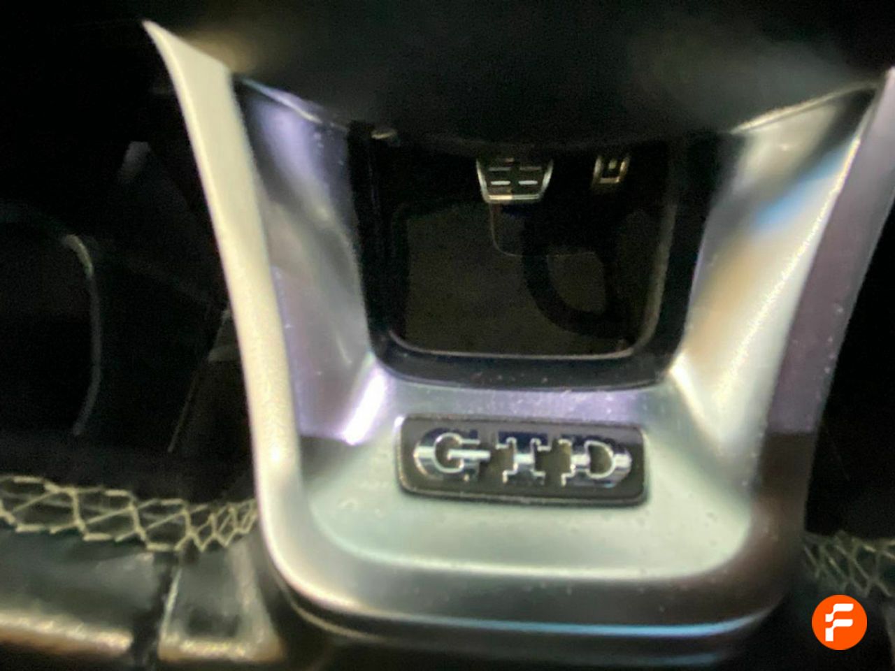 Foto Volkswagen Golf 13