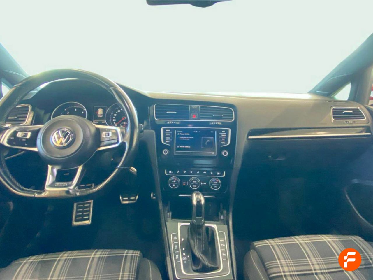 Foto Volkswagen Golf 14