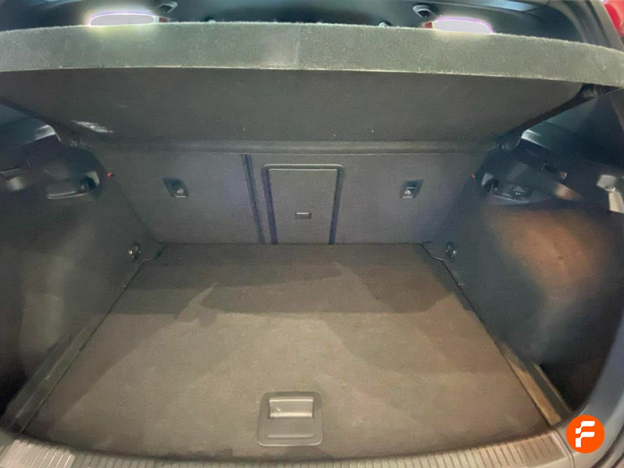 Foto Volkswagen Golf 28
