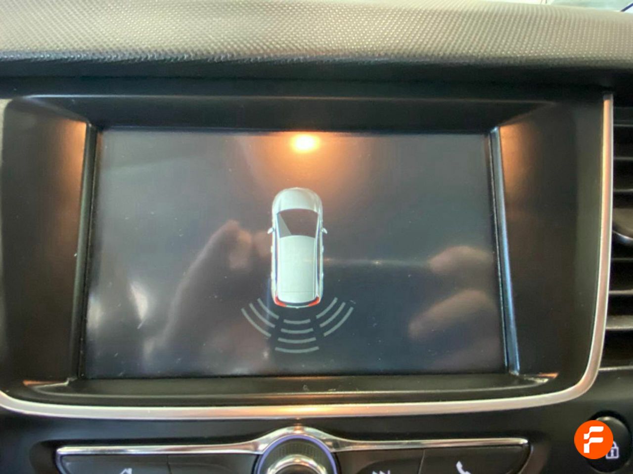 Foto Opel Crossland X 13