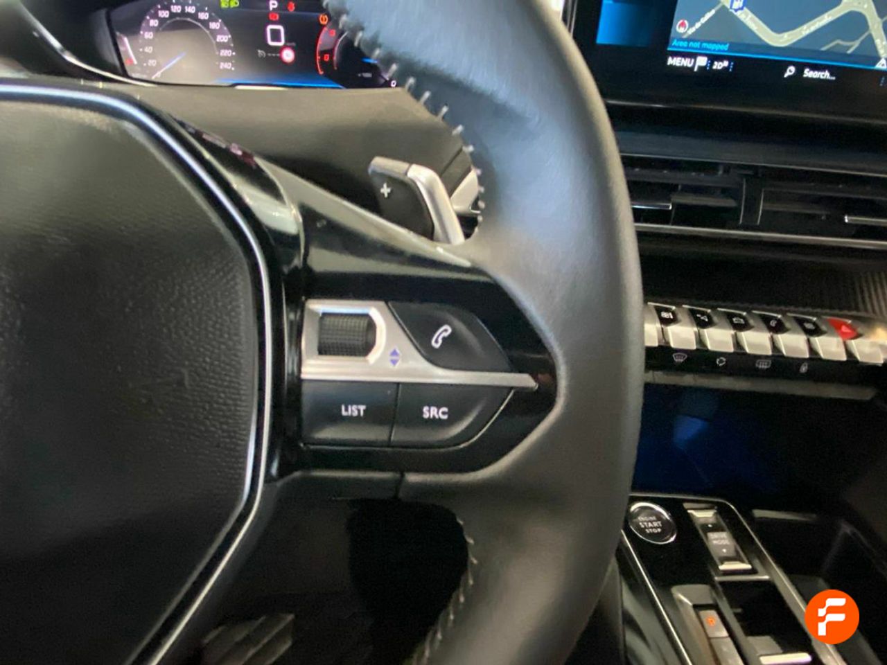 Foto Peugeot 5008 16
