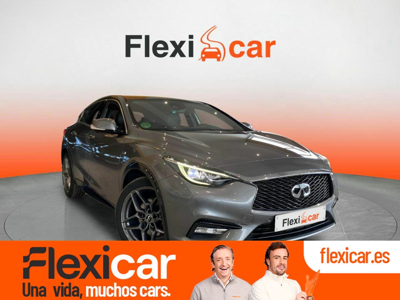 Foto Infiniti Q30 1