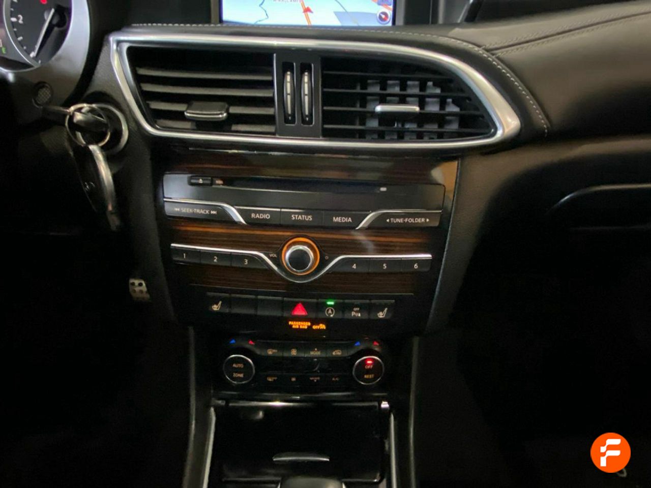 Foto Infiniti Q30 20